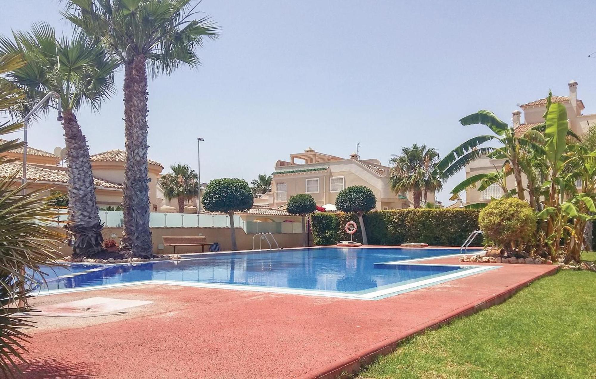 Cozy Home In Orihuela Costa With Kitchen Dehesa de Campoamor  Exterior foto